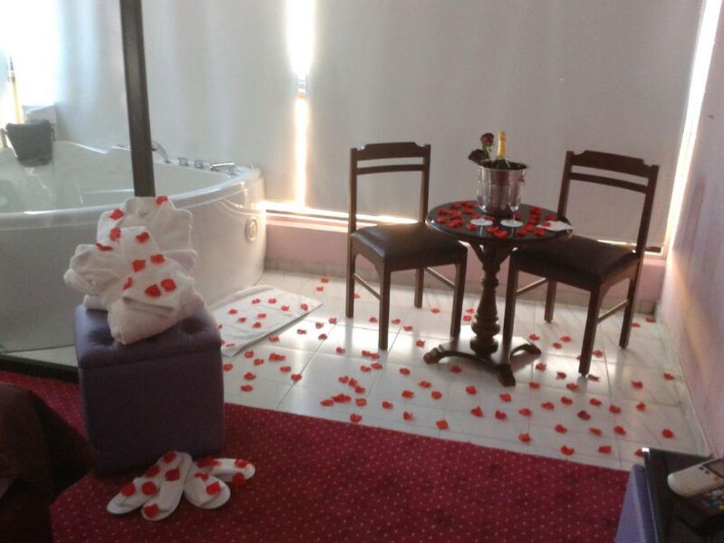 Queens Land Hotel ジュニエ エクステリア 写真